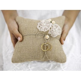 Vankúšiky a iné doplnky k obradu